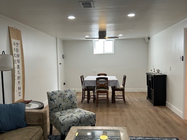 Building Photo - 4571 Beach Ct