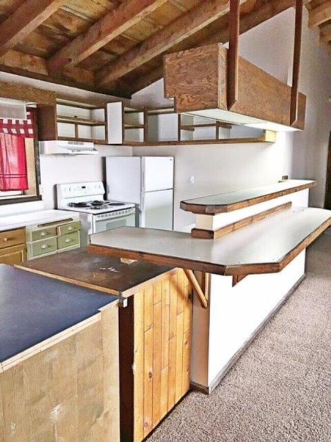 Building Photo - 307 High St