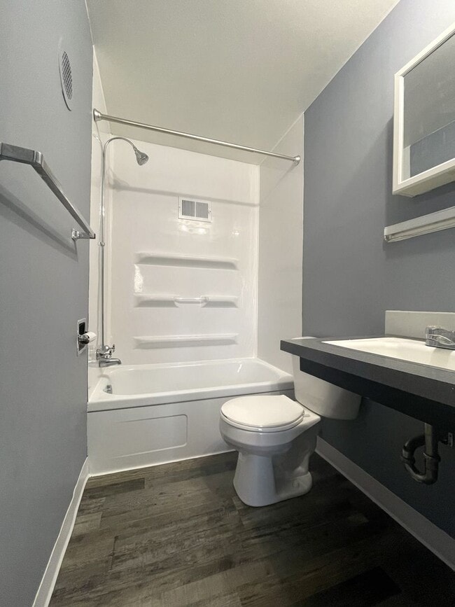 Building Photo - 3137 Maize Rd