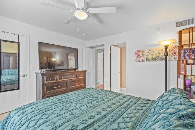 Building Photo - Extremely private and modern gated complex...