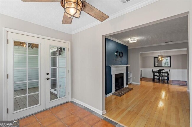 Building Photo - 2045 Brian Way