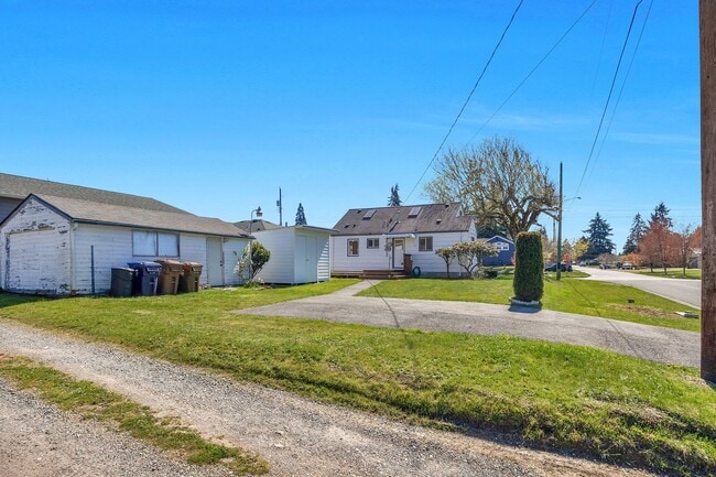 Building Photo - 4523 N 16th St