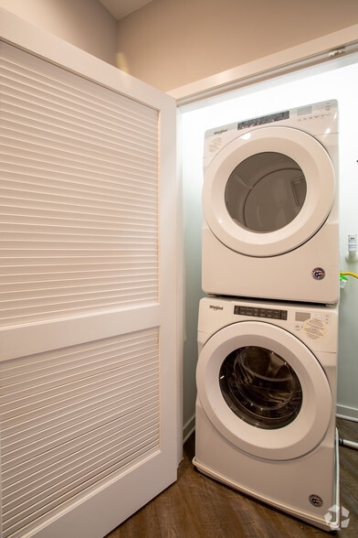 Laundry Unit - Cresson Hill