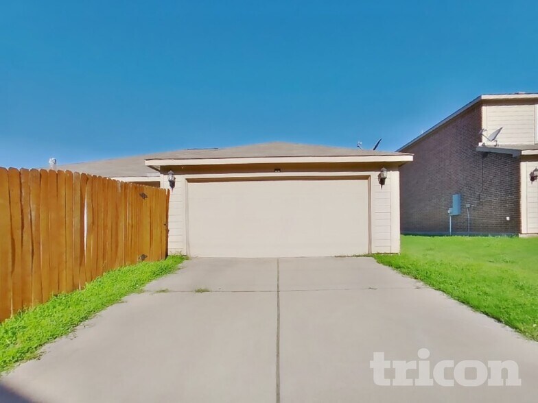 Building Photo - 1026 Barrymore Ln