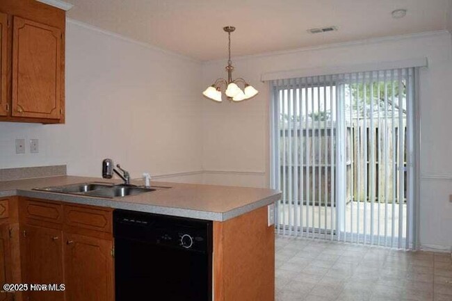 Building Photo - 2108 Flagstone Ct