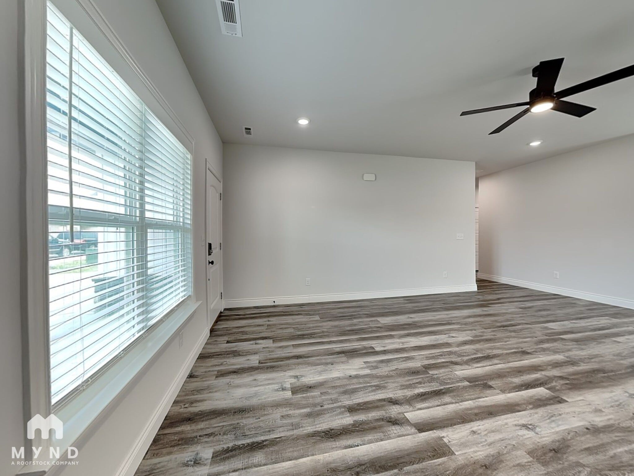 Building Photo - 1041 Pebble Pass