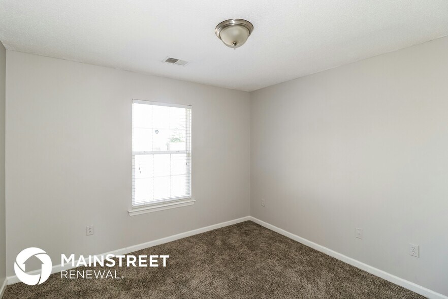 Building Photo - 6677 Kentbrook Dr