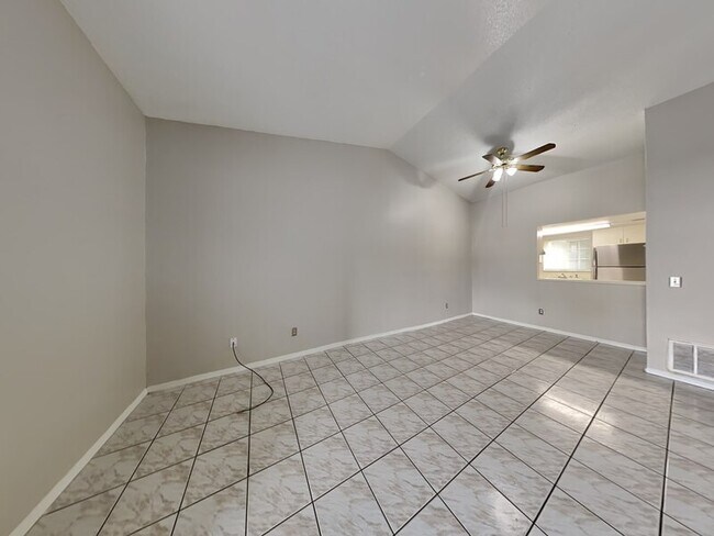 Building Photo - 1921 Truman Rd