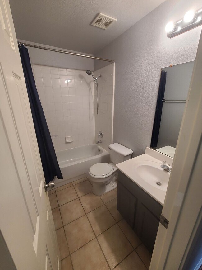 Building Photo - Rowlett Home in Great Location w/ Community Park, Pools, & Playground. Includes All Appliances!
