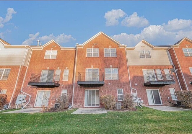 Primary Photo - 526 Cherry Orchard Rd