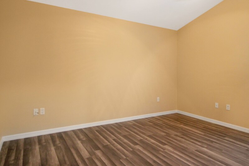 Building Photo - 3265 W Price Blvd