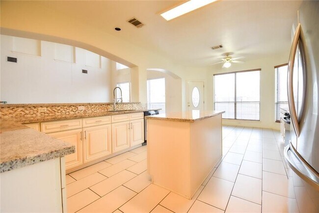 Building Photo - 2101 Smoke Tree Trail