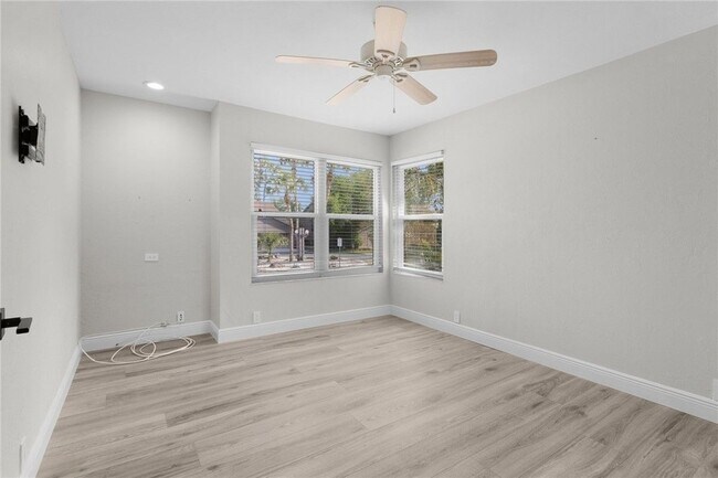 Building Photo - Rolland Court