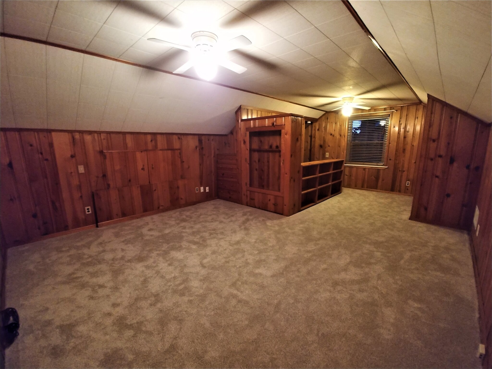 Building Photo - 9319 Fenton Ave