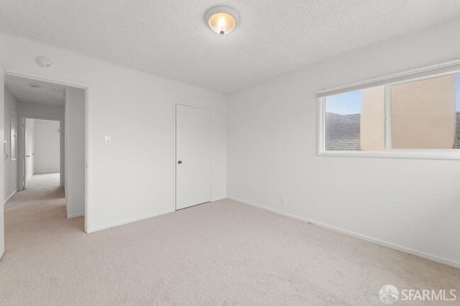 Building Photo - 85 Dorchester Dr