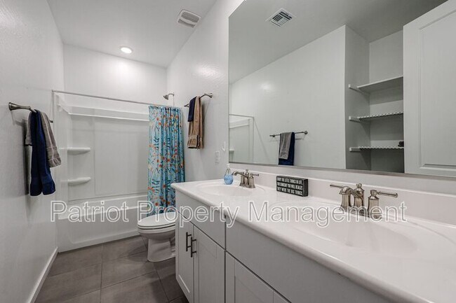 Building Photo - 4593 Bush Bean Way