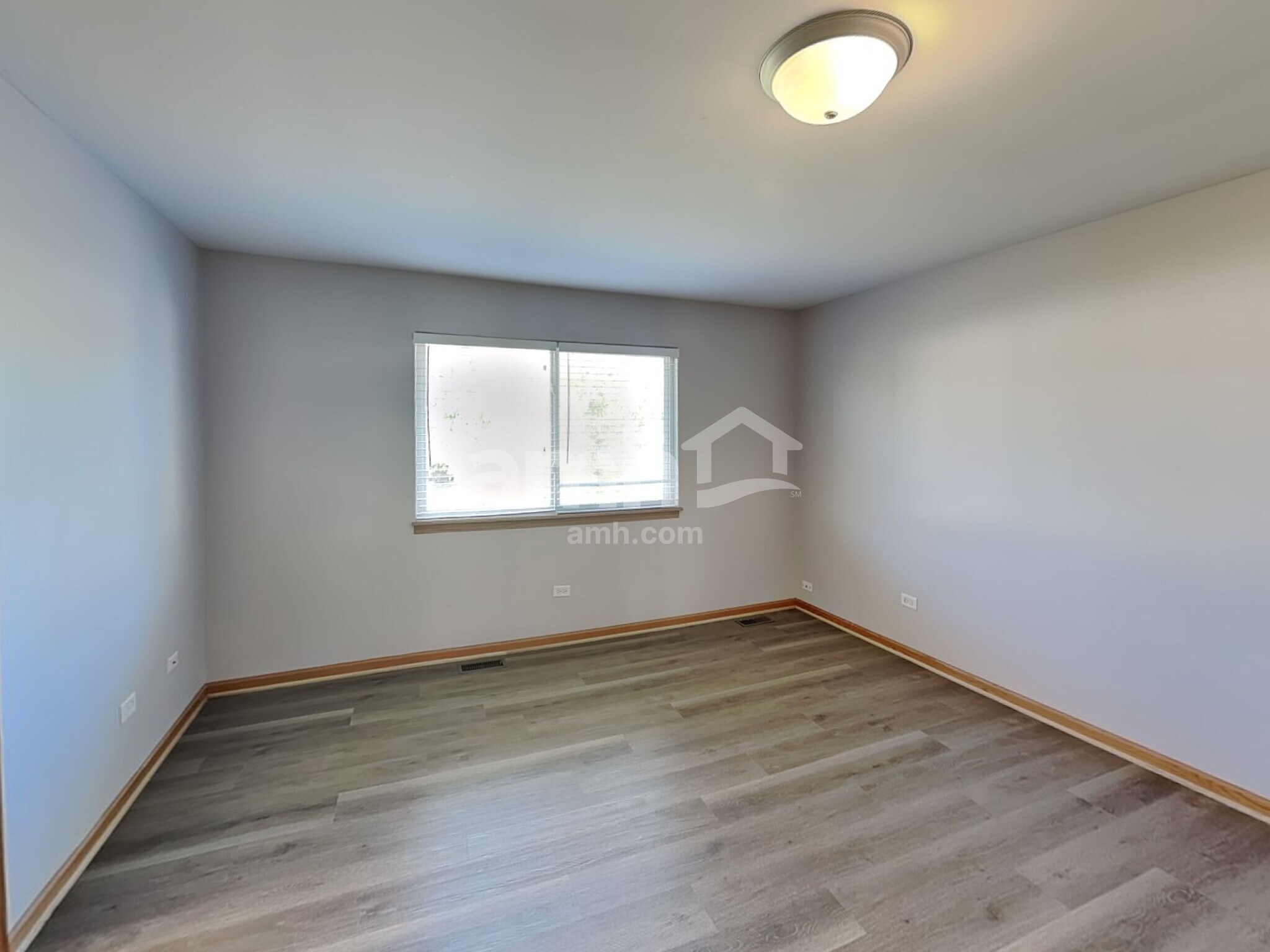 Building Photo - 2438 Foxtail Ct