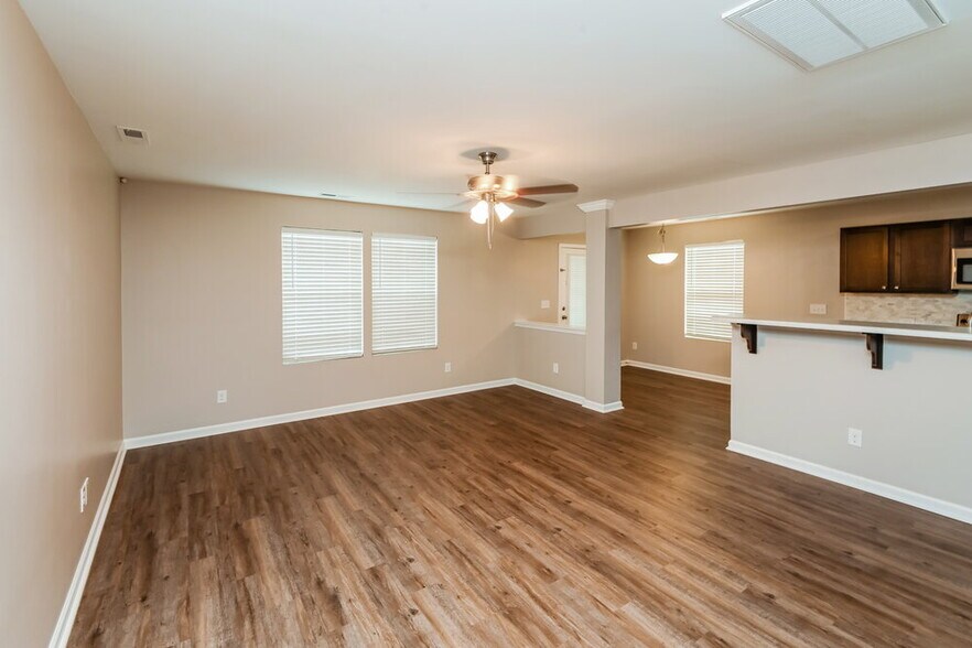 Building Photo - 12521 Palomino Dr