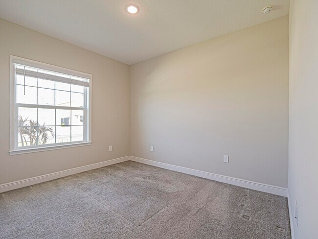 Building Photo - 9405 Serapis Wy