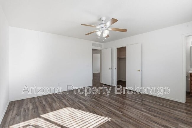 Building Photo - 15535 W Port Au Prince Ln