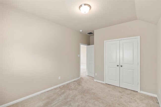 Building Photo - 15714 Highlands Cove Dr