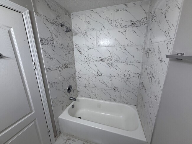 Building Photo - 1155 N Belvedere Blvd