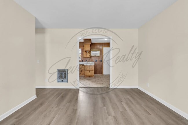 Building Photo - Spring Special: Cozy 1 Bed / 1 Bath Near Tennessee Tech – Pet Friendly!