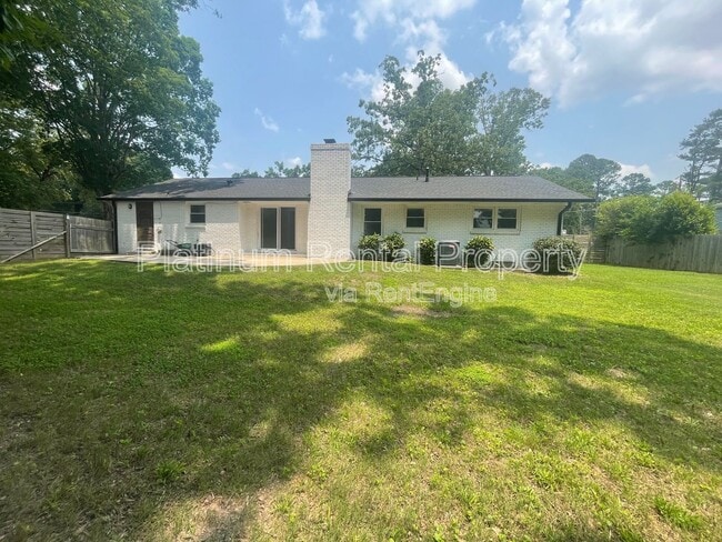 Building Photo - 2216 Shancey Ln