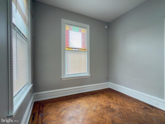 Building Photo - 2011 N 3rd St