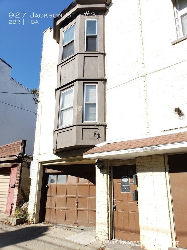 Primary Photo - 2 Bedroom 1 bath in Allentown