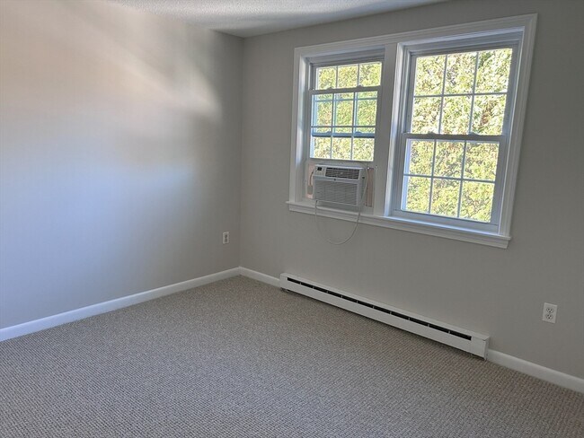 Building Photo - 41 Groton St