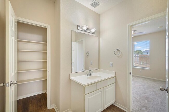 Building Photo - 19326 Camellia Knoll Trail