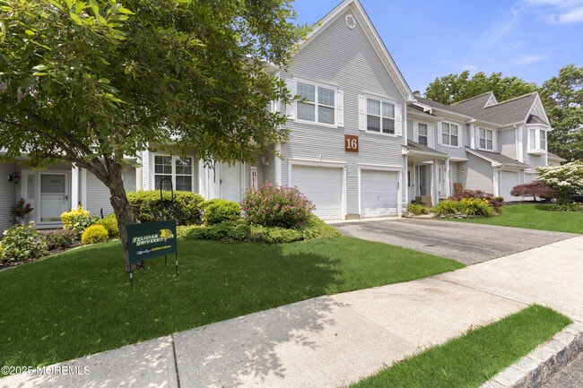 Building Photo - 1604 Aqueduct Ct