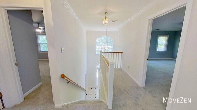 Building Photo - 2400 Tweedmore Ct