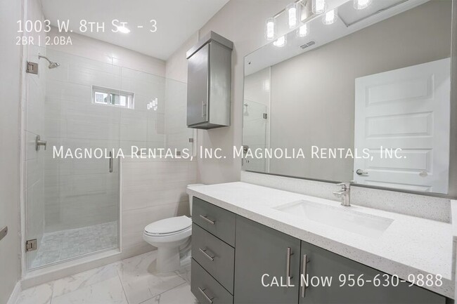 Building Photo - 1003 W 8th St