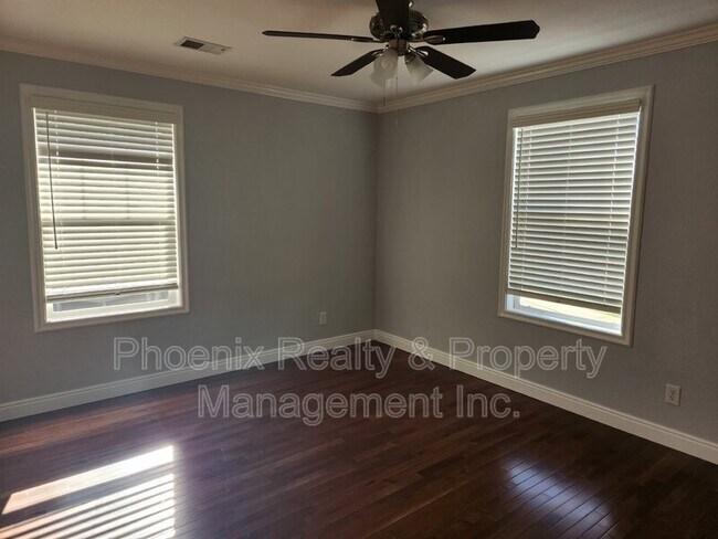 Building Photo - 4125 Portofino Dr