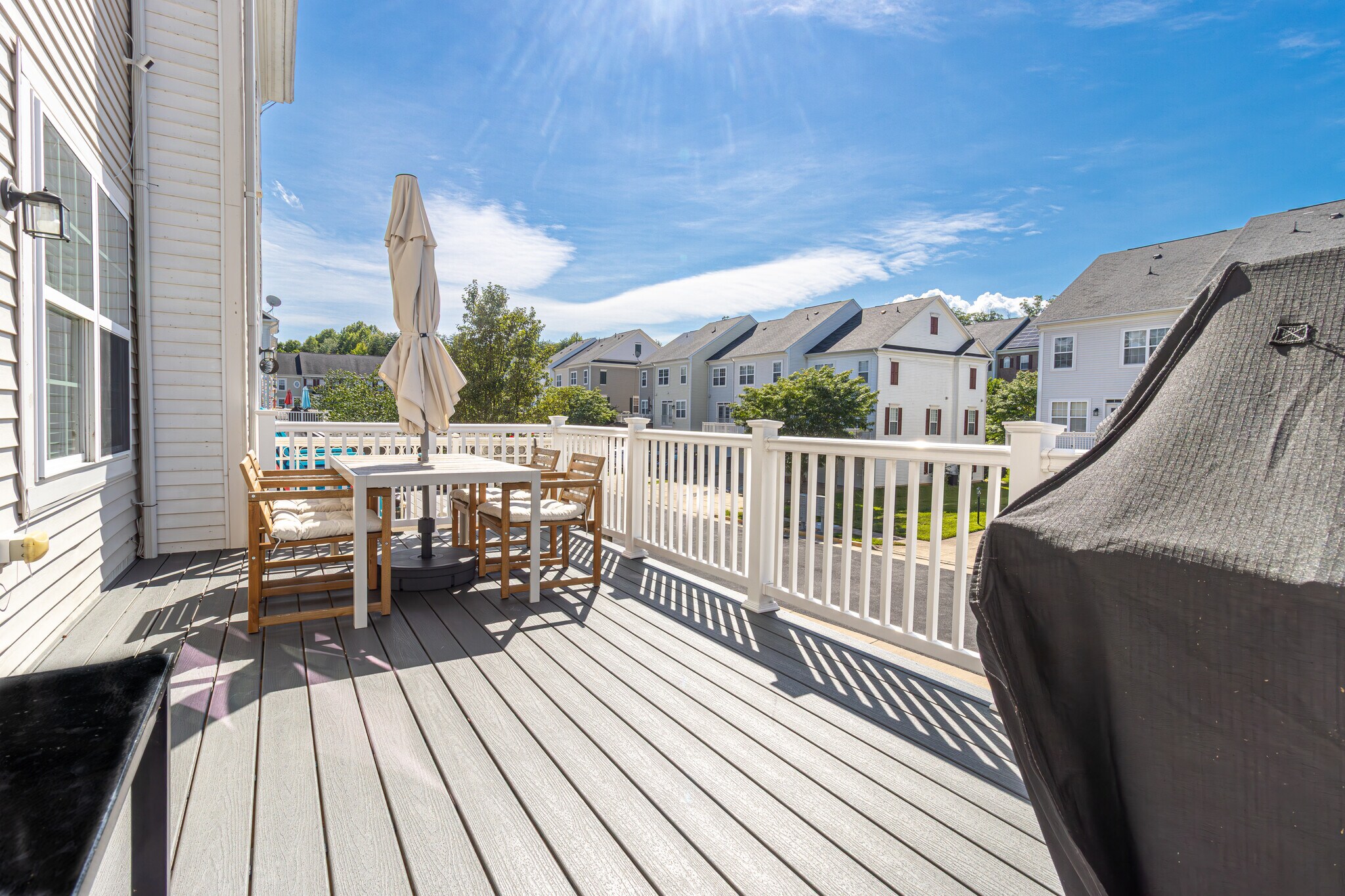 Building Photo - 2607 River Basin Ln