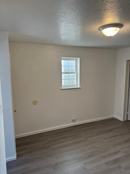 Building Photo - 313 Wagner Ave