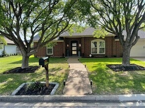 Building Photo - 1052 Summerplace Ln