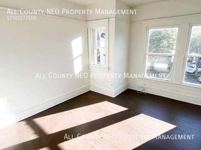 Building Photo - 3294 W 98th St