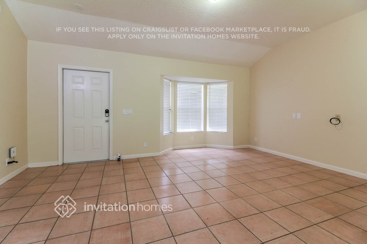 Building Photo - 15733 82nd Ln N