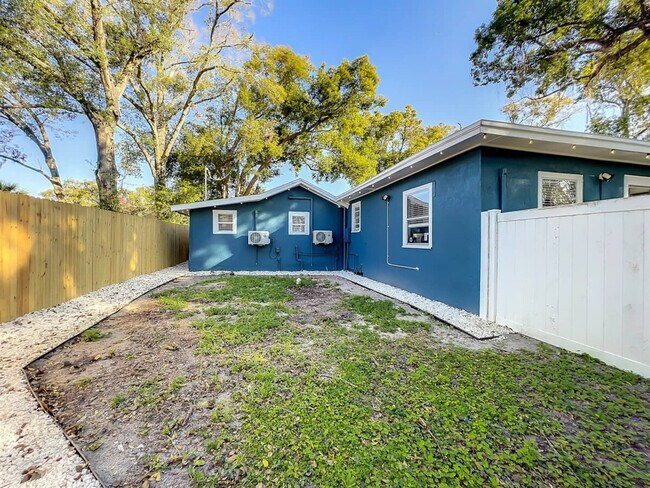 Building Photo - 2008 E Grant Ave