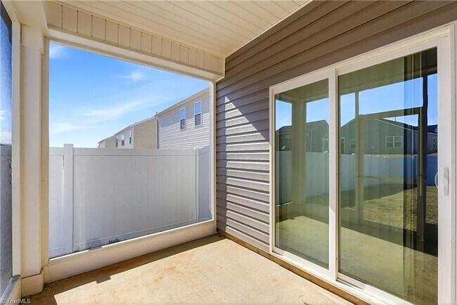 Building Photo - 4608 Reedy Creek Farm Cir