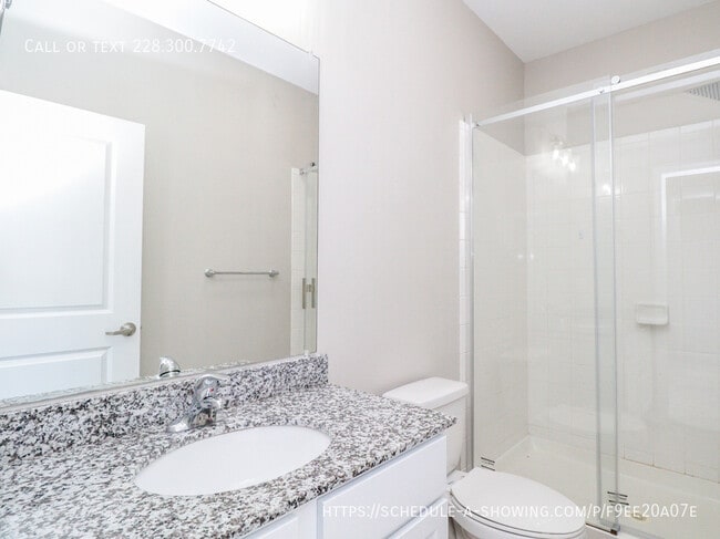 Building Photo - 511 Olive Branch Way