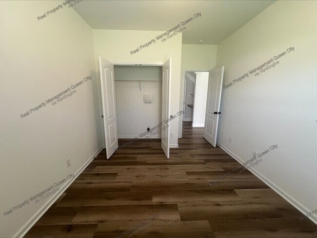 Building Photo - 14334 Lunenburg Ln