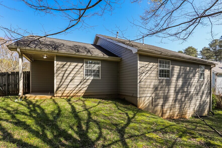 Building Photo - 505 Horseshoe Cir