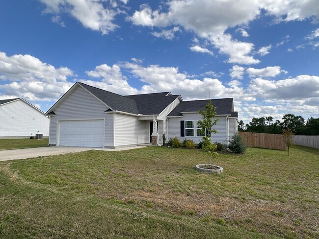 Building Photo - 243 Beaver Tavern Dr