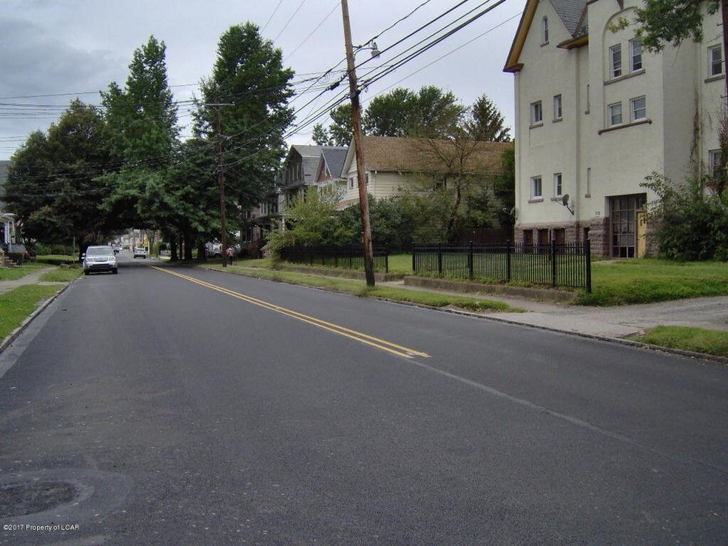 Building Photo - 89 Carey Ave