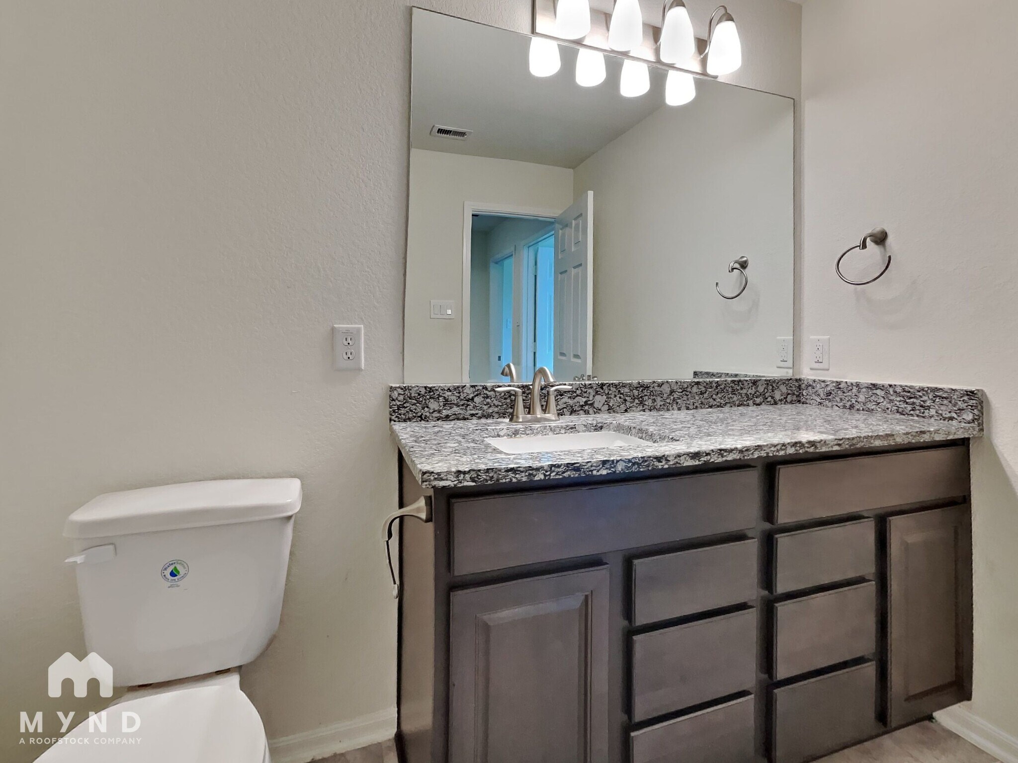 Building Photo - 1706 Claire Creek Ct