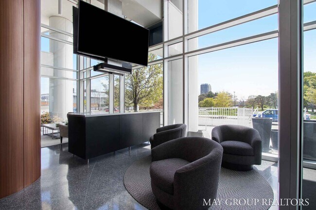 Building Photo - 335 Bridge St NW